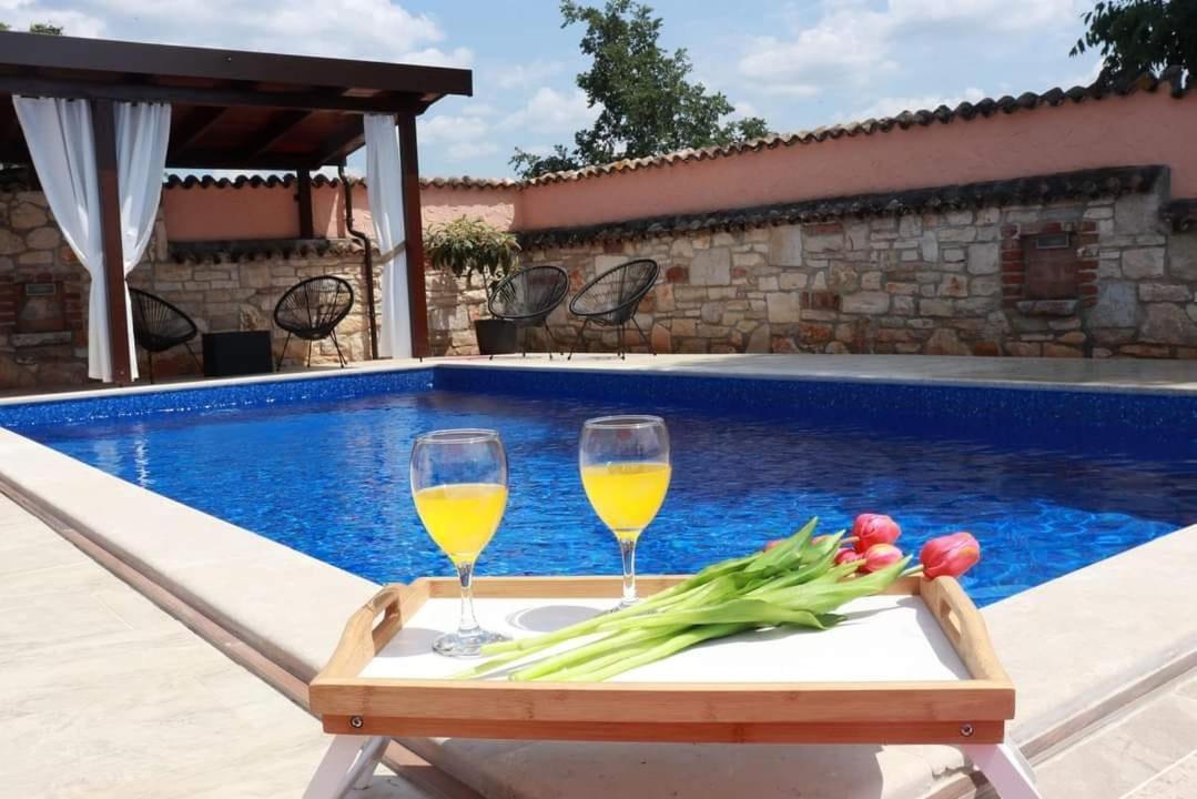 Porec Villa Luna With Pool Bagian luar foto