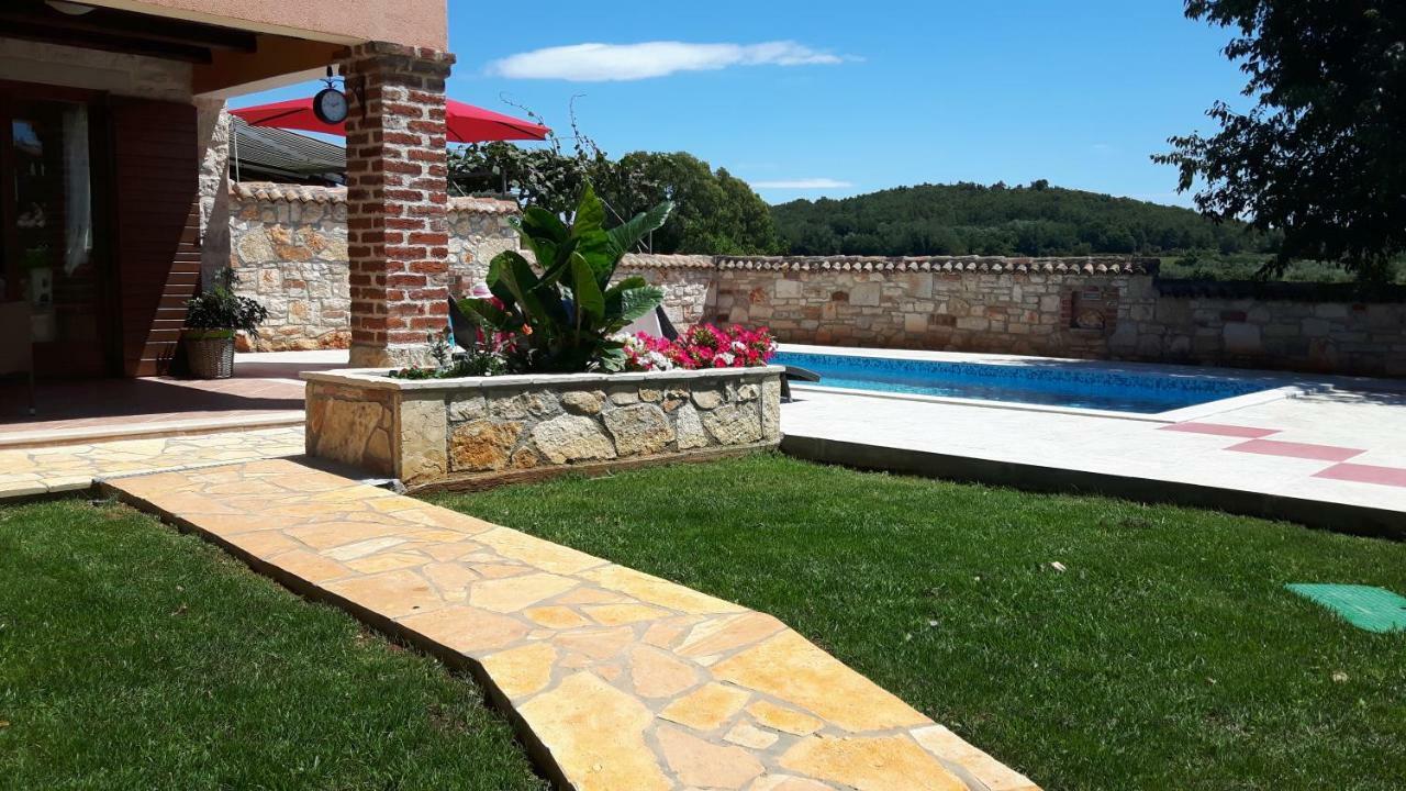 Porec Villa Luna With Pool Bagian luar foto