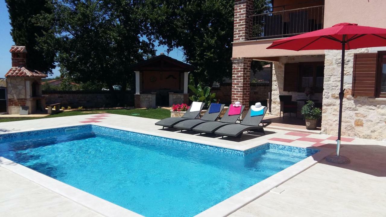 Porec Villa Luna With Pool Bagian luar foto